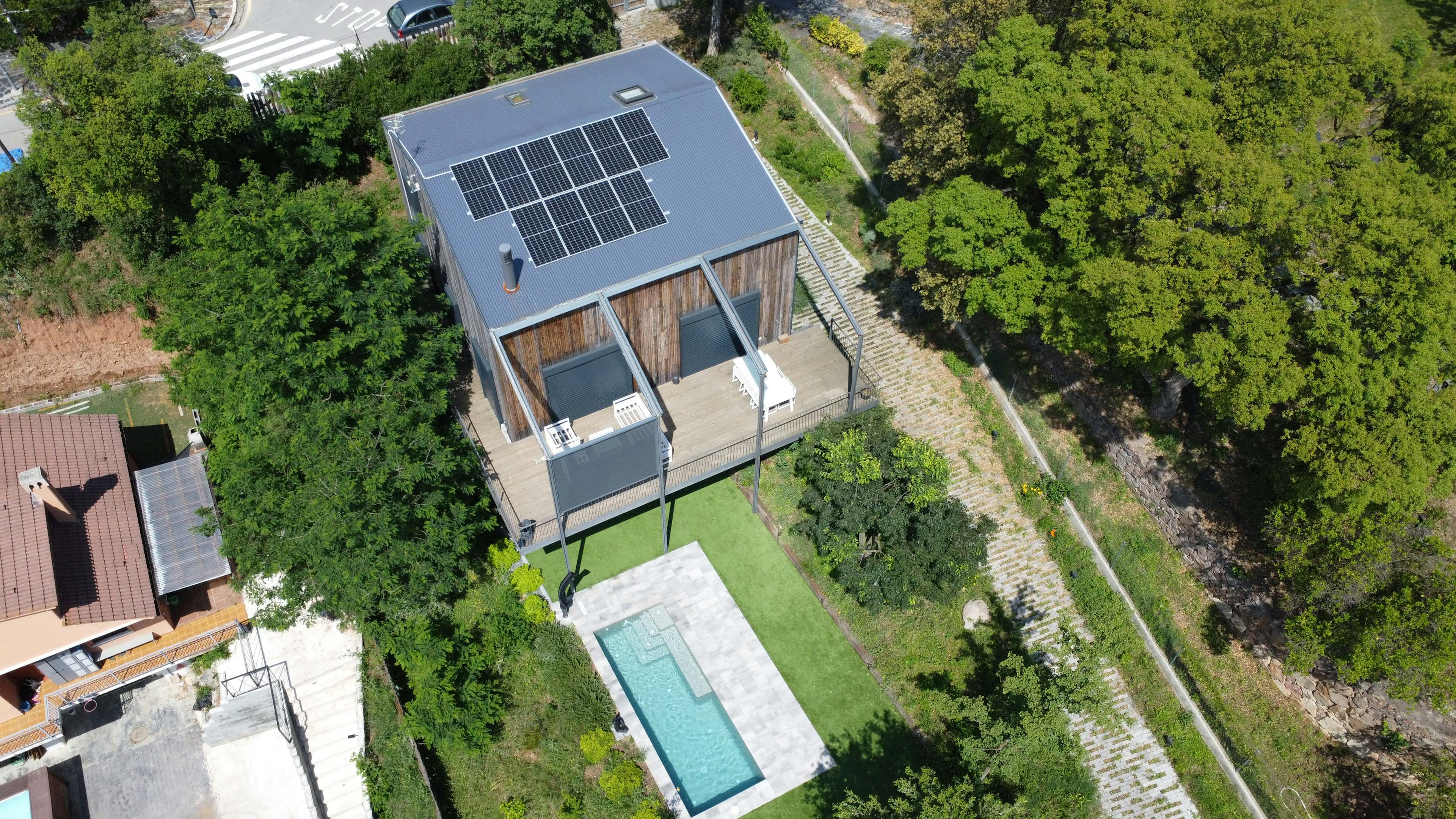 Instalación de placas solares en Sant Pere de vilamajor - Barcelona