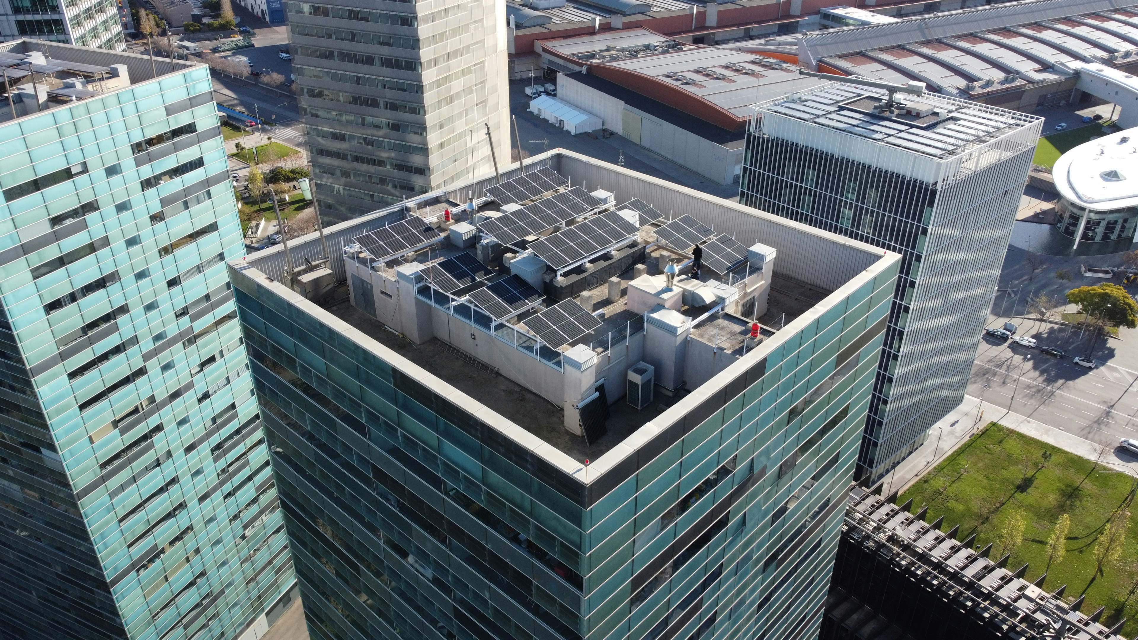 Instalación de placas solares en Hospitalet de Llobregat - Barcelona