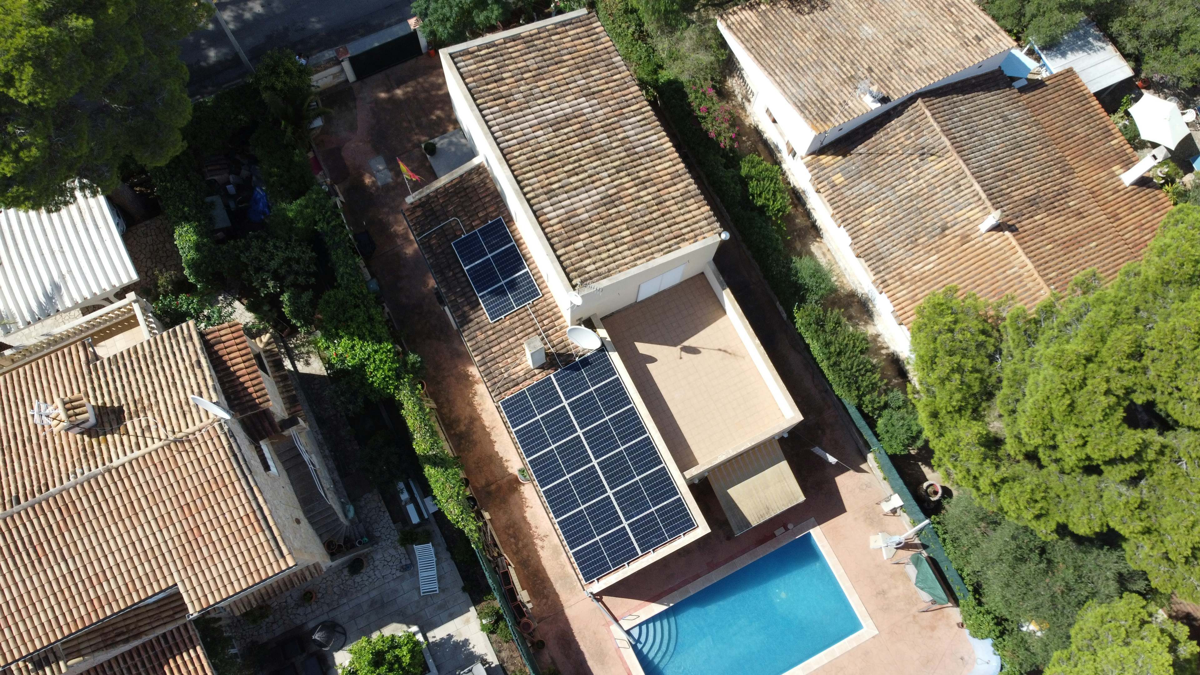 Instalación de placas solares en El Toro - Mallorca